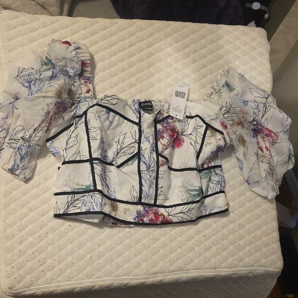 bebe Floral Off-Shoulder Blouse - Multicolor